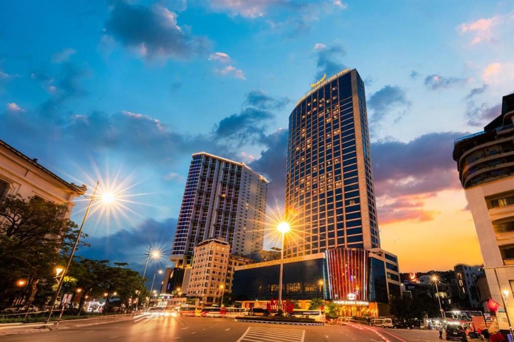 Tour Hạ Long Teambuilding 3 Ngày 2 Đêm - Nghỉ Dưỡng & Gắn Kết 2025