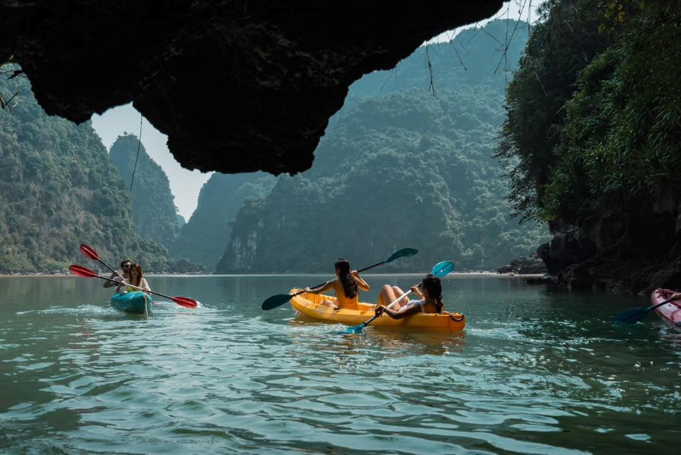 Cát Bà 2N1Đ: Hà Nội - Cát Bà - Vịnh Lan Hạ - Làng Việt Hải - Kayak - Hà Nội