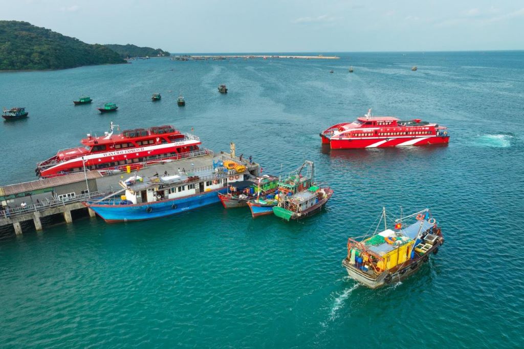 Tour Hà Nội - Cô Tô 3N2Đ - Teambuilding - Gala Dinner 2025