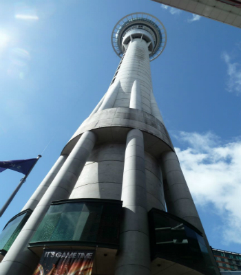 Sky Tower ở Auckland, New Zealand.