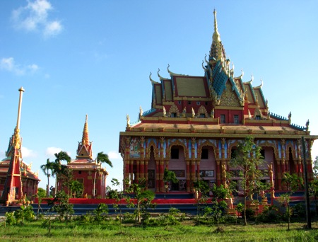 Choáng ngợp trước ngôi chùa Khmer đẹp nhất ĐBSCL