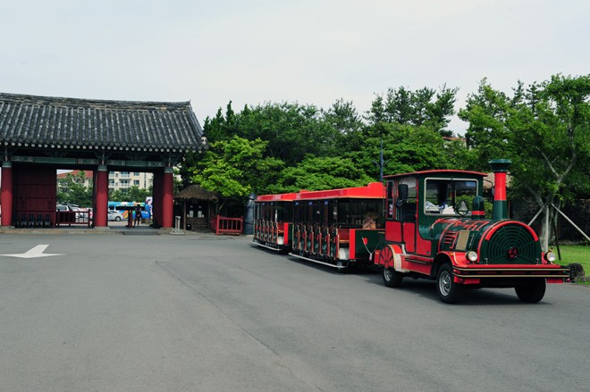 Một vòng bảo tàng thiên nhiên ngoài trời trên đảo Jeju