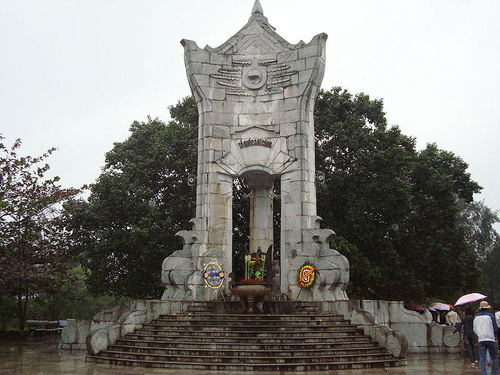 Đài tưởng niệm Khe Sanh