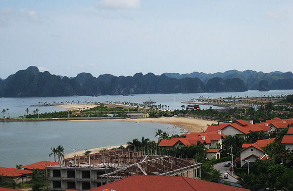 Đảo Tuần Châu – Hạ Long