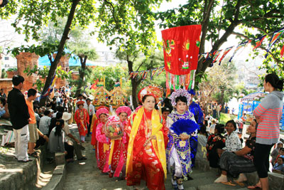  lễ hội tại Tháp Bà còn có nhiều hoạt động mang đậm nét văn hóa truyền thống 