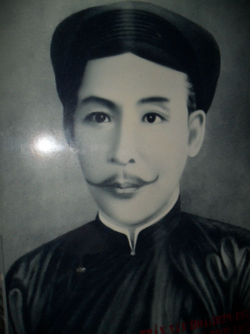 Hương sư Trần Văn Hoa người xây nhà trăm cột
