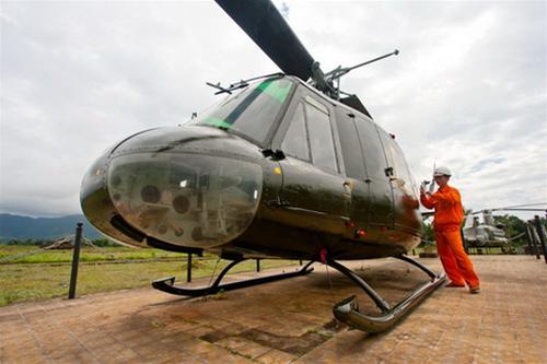 Trực thăng lên thẳng UH-1, loại máy bay cơ động được lính Mỹ sử dụng nhiều nhất trong chiến tranh Việt Nam và chiến trường Khe Sanh - Ảnh: Tiến Thành  