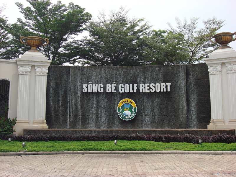 Sân Golf Sông Bé