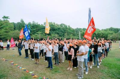 Teambuilding & Gala Dinner - Vườn Vua Resort 2N1Đ