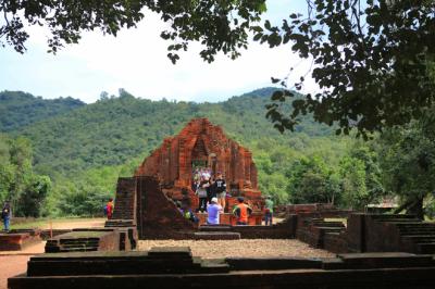 Bí ẩn khu thánh địa lâu đời nhất Việt Nam